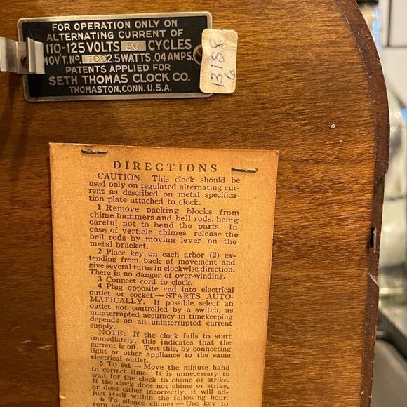 Antique Seth Thomas Clock Co. mantle clock - Picture 8 of 10